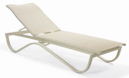 0195 - Outdoor Chaise Lounge Chair